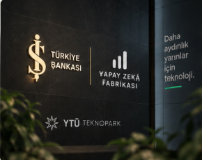 İş Bankası — Yapay Zeka Fabrikası ve YTÜ Teknopark tabelası
